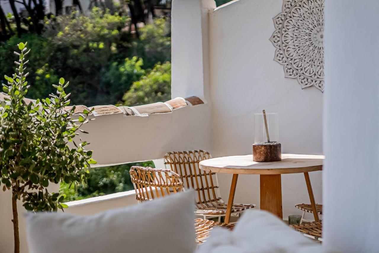 Luxury 2 Bedroom Beachfront In Bali-boho Style * Sitio de Calahonda