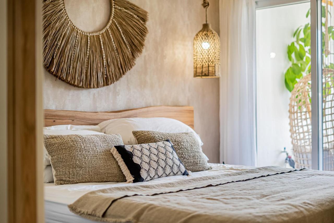 Apartment Luxury 2 Bedroom Beachfront In Bali-boho Style *