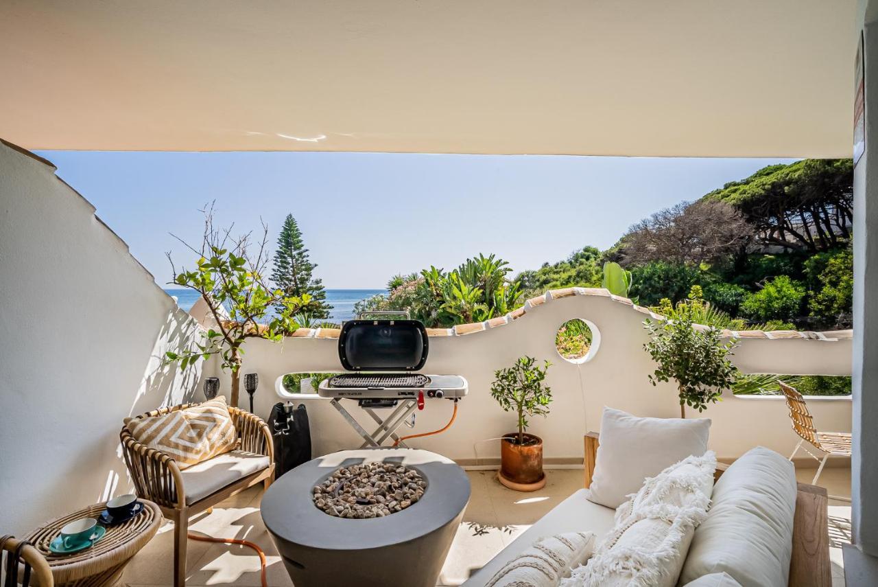 Apartment Luxury 2 Bedroom Beachfront In Bali-boho Style *